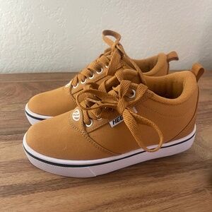 boys Heelys